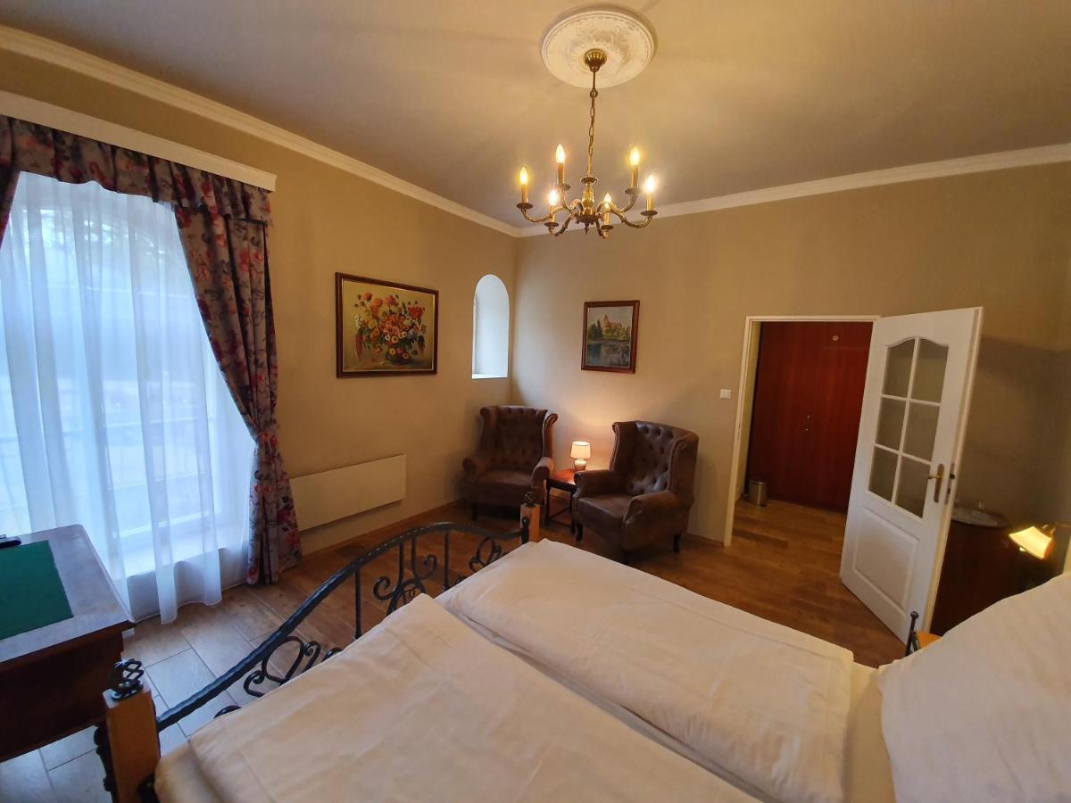 Lesní Hotel Peršlák Nová Bystřice Camera foto