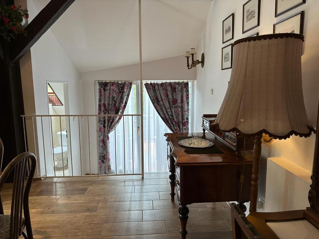 Lesní Hotel Peršlák Nová Bystřice Esterno foto