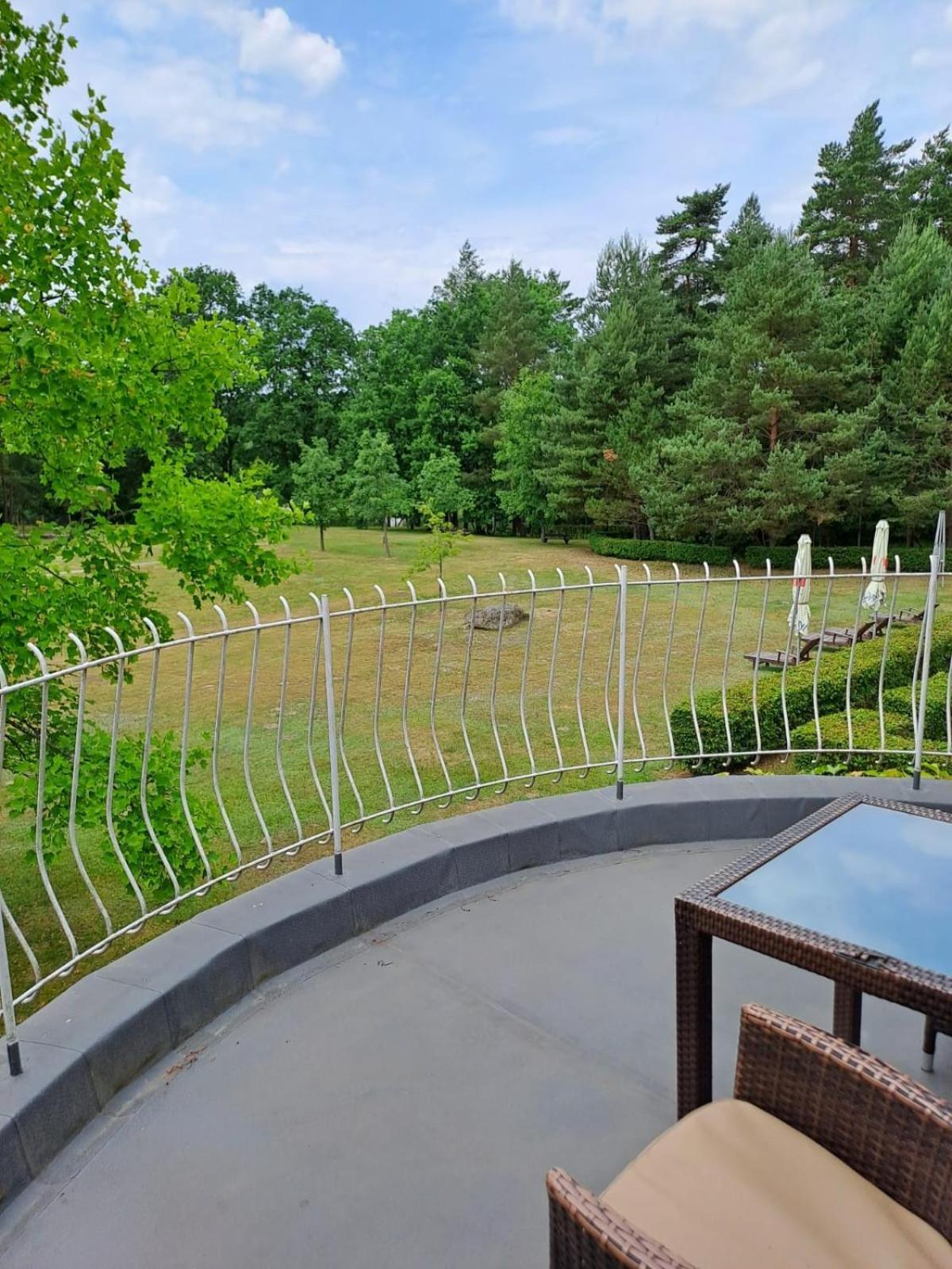 Lesní Hotel Peršlák Nová Bystřice Esterno foto